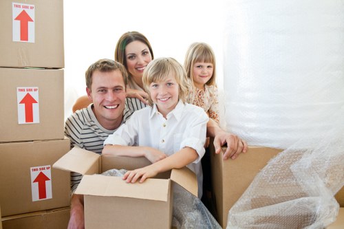Packing and preparing items for storage in Brent